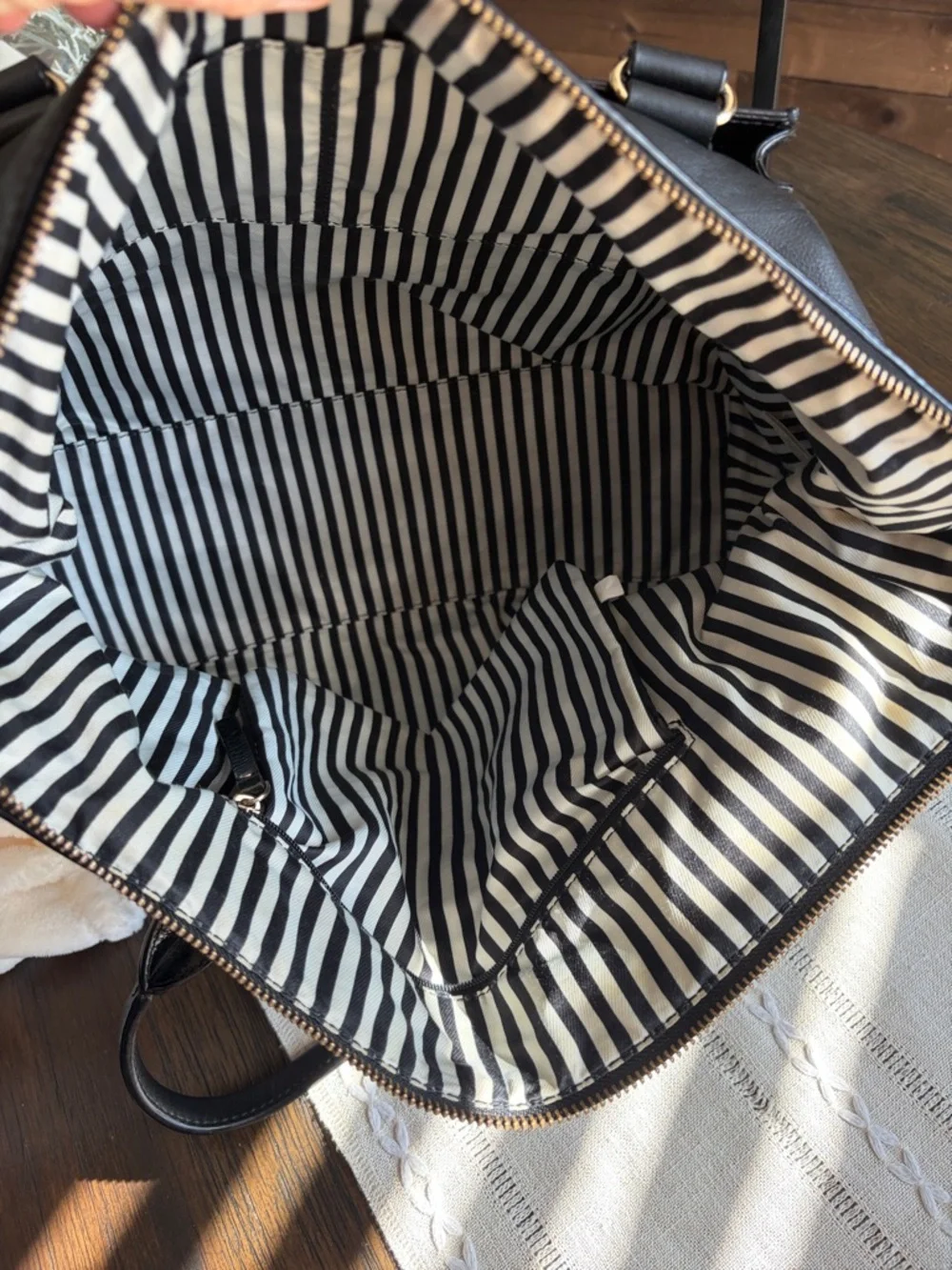 Kate Spade Hampton Theresa Large Tote Leather Shoulder Bag with Turn-Lock - Picture 3 of 16